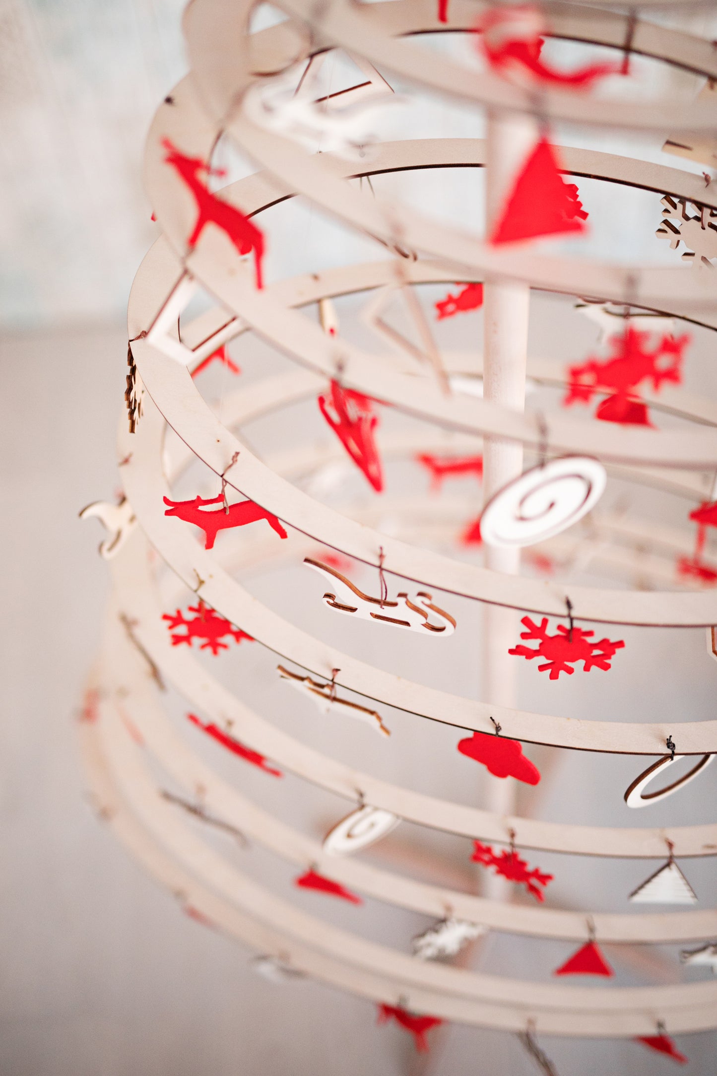 Spira Large oval - Santa's Light Shop