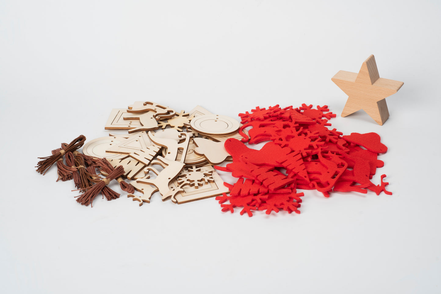 Large oval mix decoration set - Santa's Light Shop